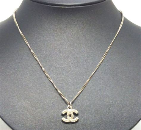 chanel kette cc silber|chanel pre owned damen.